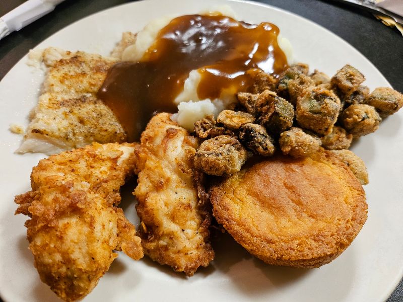 Charlie B’s Restaurant, Oneonta