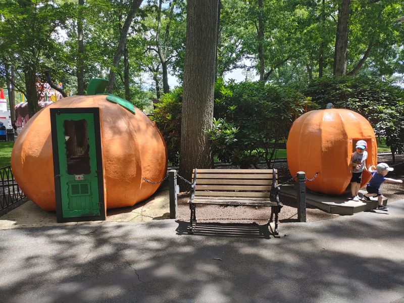 Autumn Hayrides And Pumpkins