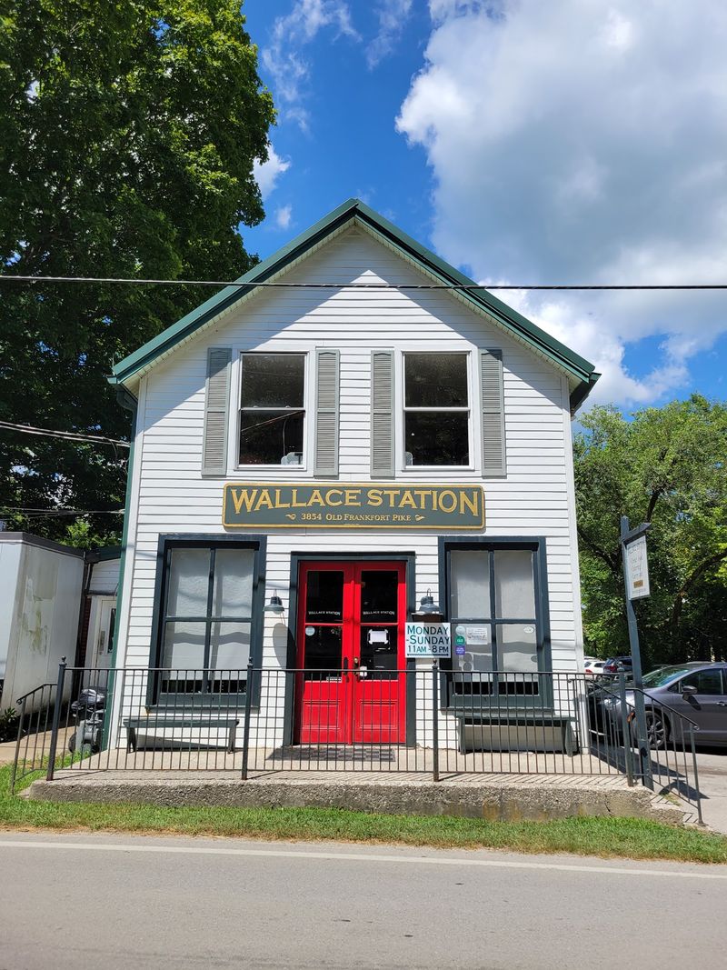 12 Restaurants Across Rural Kentucky Locals Say You Need To Try In 2026 - Decor Hint Wallace Station Deli And Bakery
