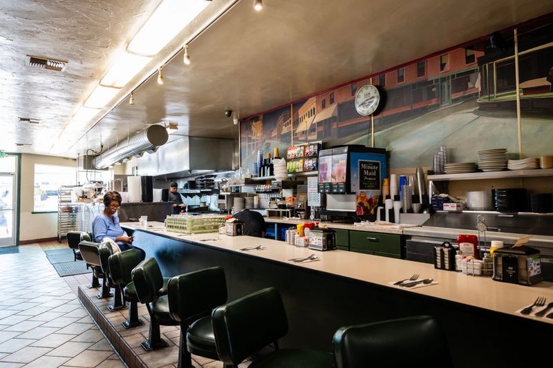 Jim's Coffee Shop, Alameda