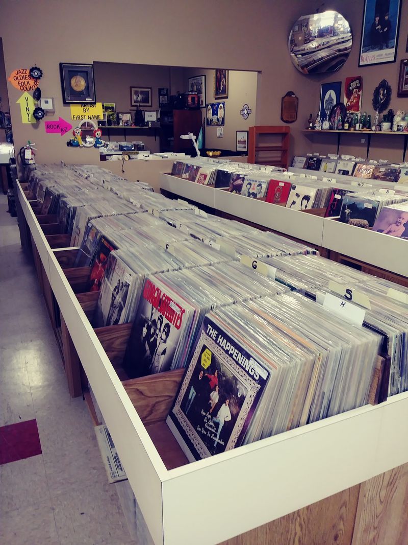 7 Idaho Record Stores Where Crates Of Used Vinyl Fill Every Aisle - Decor Hint Idaho Vinyl Records In Caldwell
