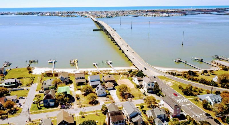 This North Carolina Coastal Town Was The Site Of One Of The State’s Most Mysterious UFO Sightings - Decor Hint The Waterfront Looks Peaceful Today, But Its UFO Stories Have Never Completely Faded