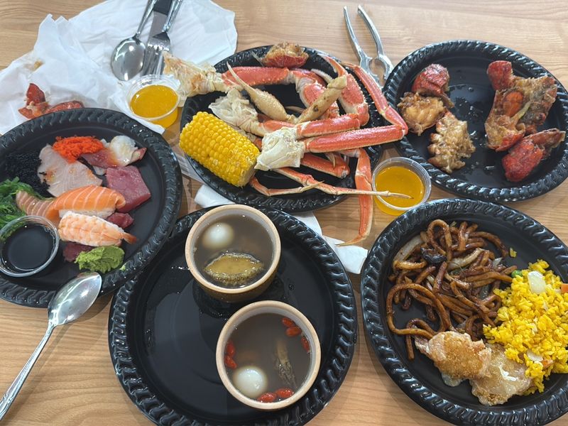 Build Your Own Hot Pot Right At The Table
