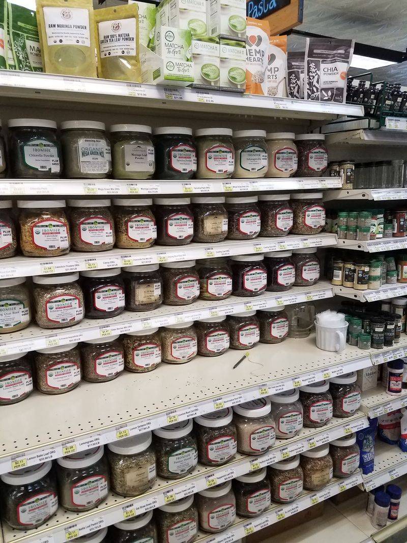 Spices And Teas Go By The Scoop