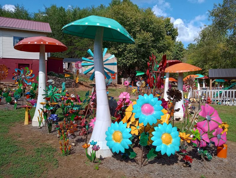 This Massive Georgia Roadside Shop Is Packed With Thousands Of Colorful Metal Treasures - Decor Hint Gnomes, Giant Mushrooms, And Garden Whimsy
