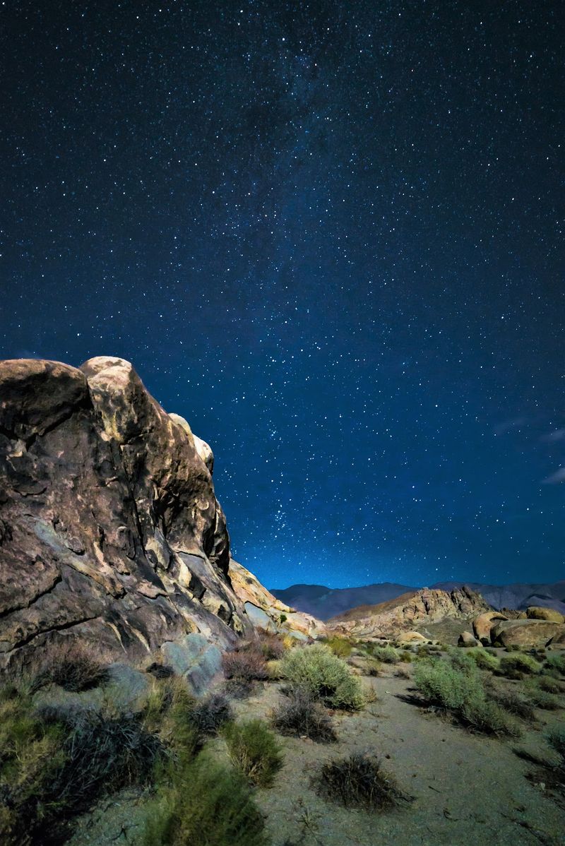 12 California Stargazing Spots To Visit As September Nights Get Longer - Decor Hint Alabama Hills, Lone Pine