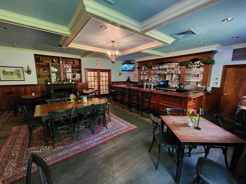 Panoramic Scenery Makes Meals Feel Special