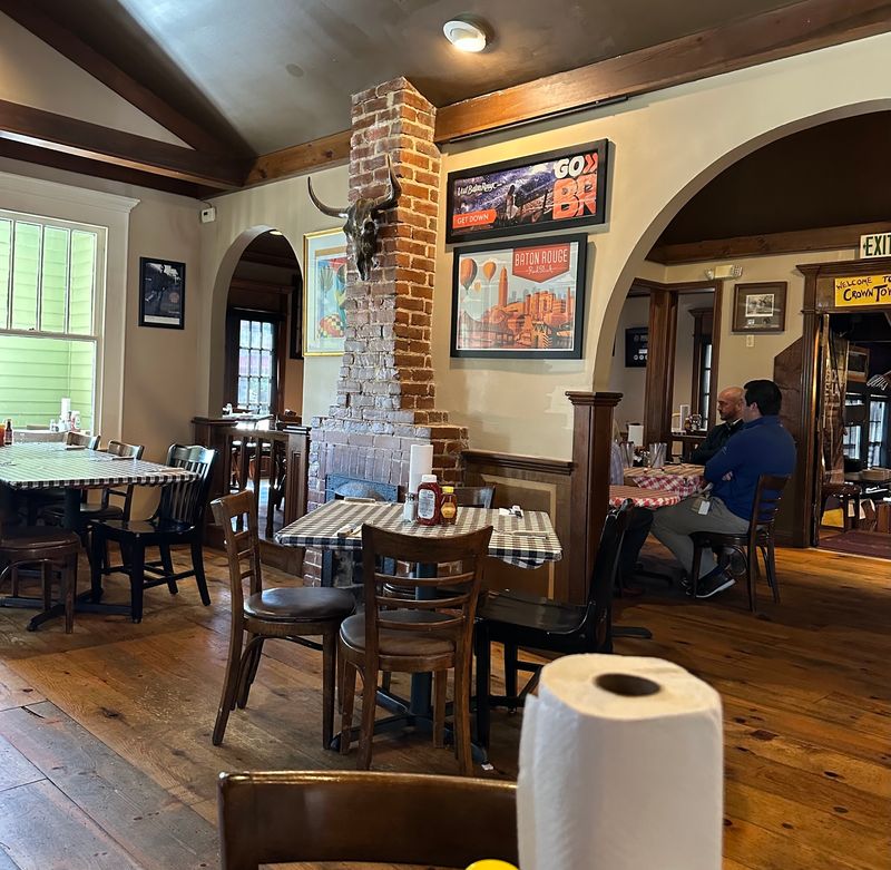 Doe's Eat Place