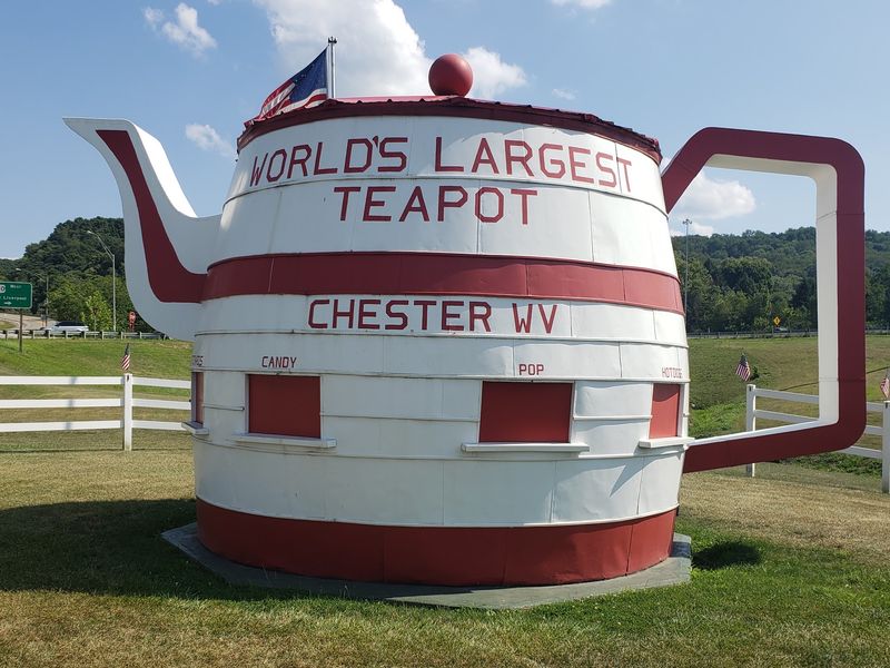 World's Largest Teapot, Chester