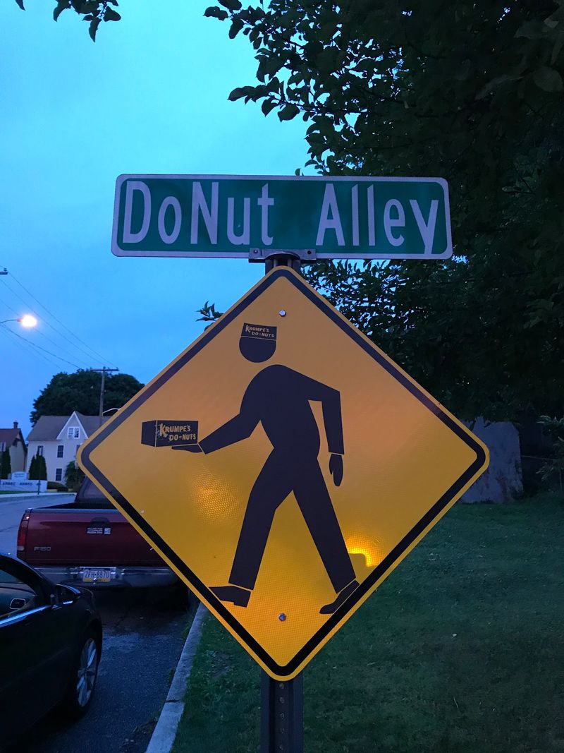 Down The Street Called Do-Nut Alley