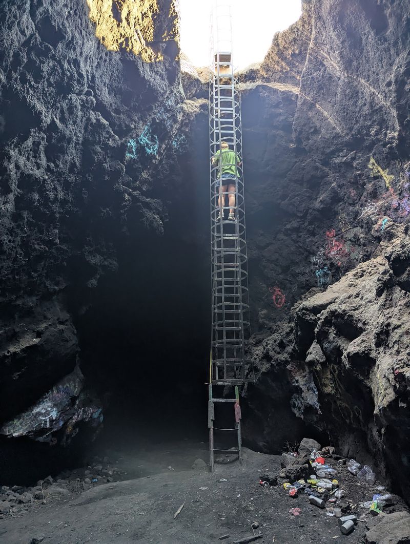 Kuna Caves In Kuna