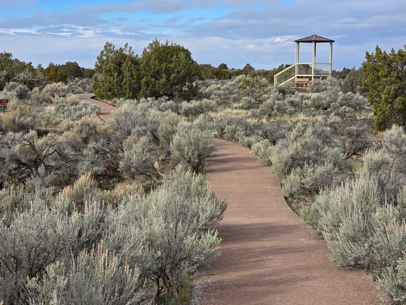 11 Idaho Places That Look Completely Different From The Rest Of The State - Decor Hint Hell's Half Acre - Between Blackfoot And Idaho Falls