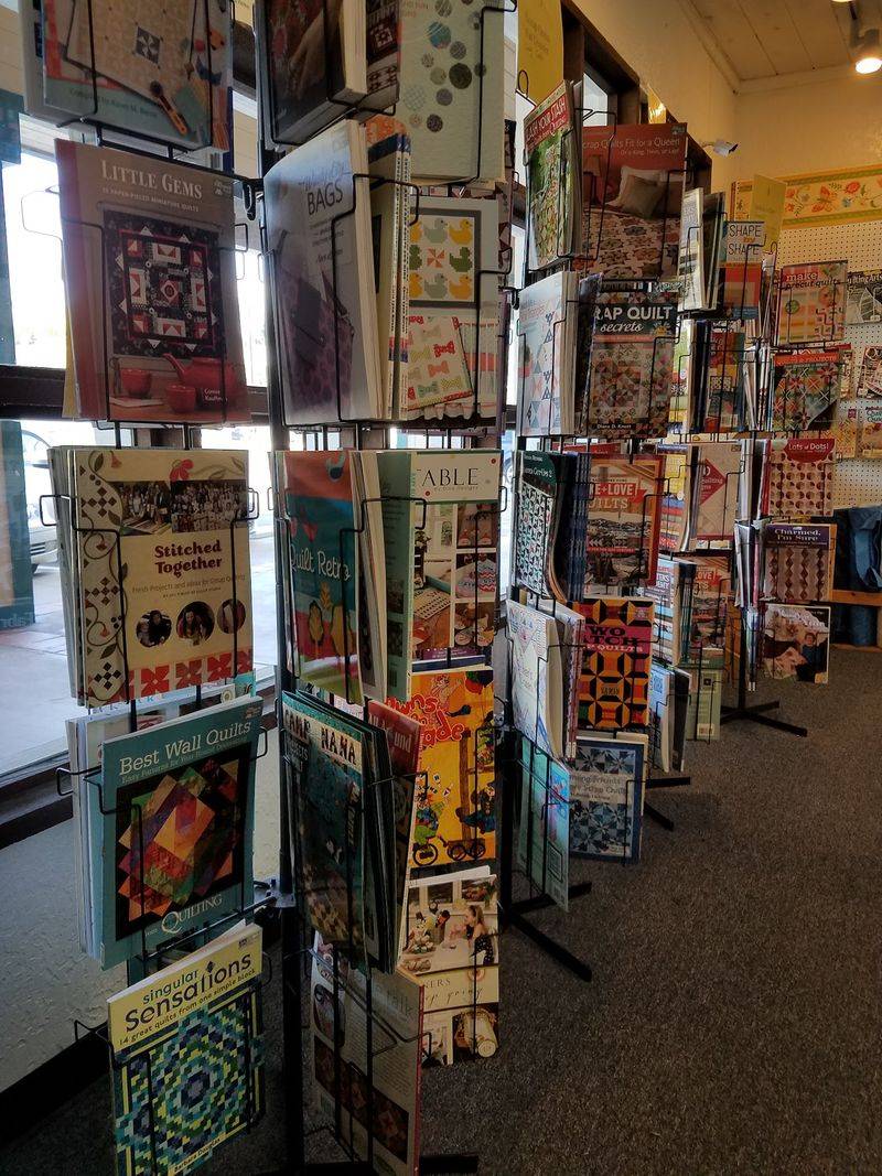 This San Diego, California Fabric Store Is Packed With More Than 16,000 Bolts Of Colorful Fabric - Decor Hint Over 600 Quilting Books Line The Shelves