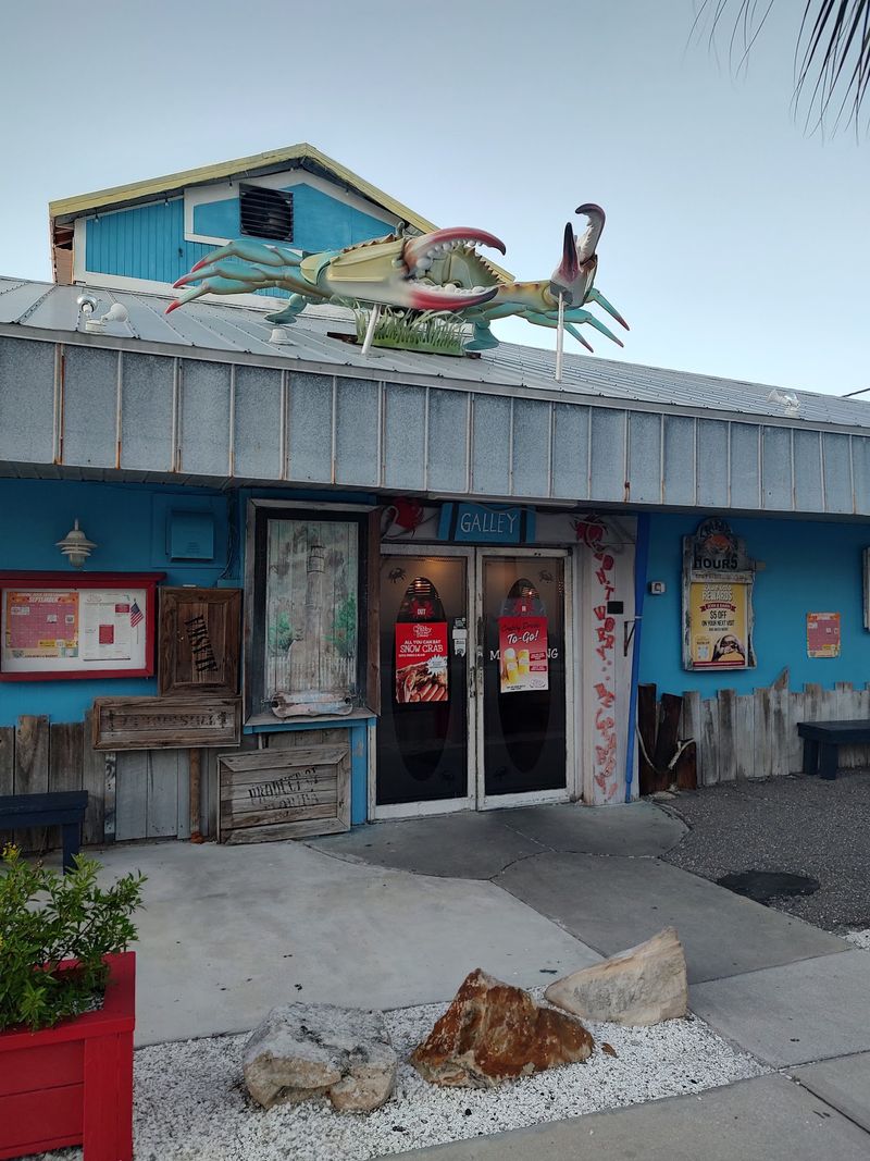 The Original Crabby Bill's: A Beach-Day Classic