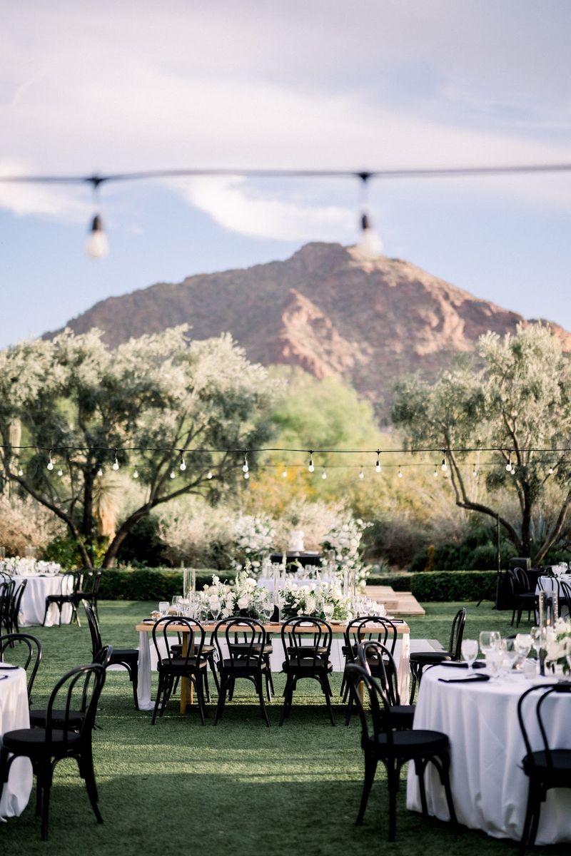 9 Must-Try Outdoor Restaurants In Arizona Where Dining Outside Steals Half The Show - Decor Hint El Chorro, Paradise Valley