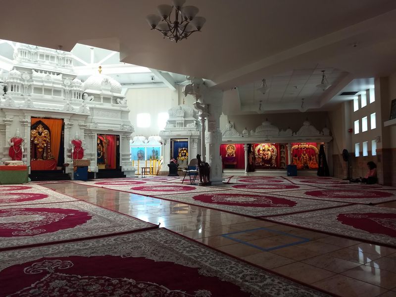Traditional Hindu Beauty Makes This Temple Remarkable