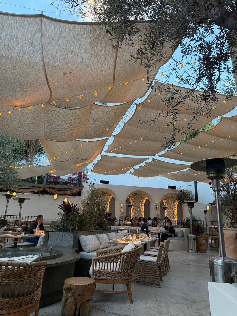Laya, Hollywood