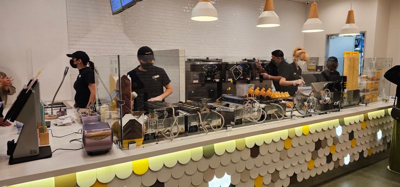 This California City Is Becoming One Of The Best Places For Gen Z To Build A Life - Decor Hint Global Food Options Match A Global Population