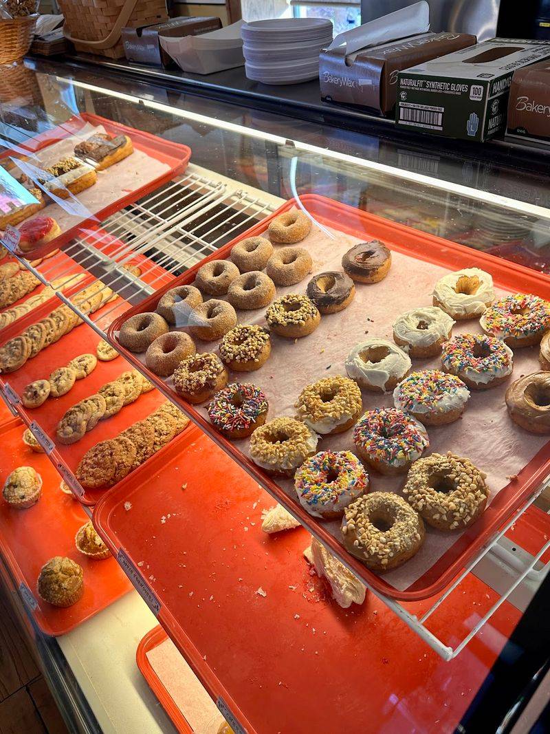 The Cider Donut That Draws the Line