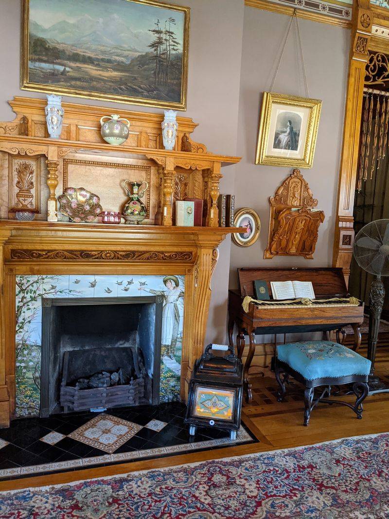 One Of Wisconsin’s Most Unusual Museums Is Probably Closer Than You Think - Decor Hint Woodwork Worth Slowing Down