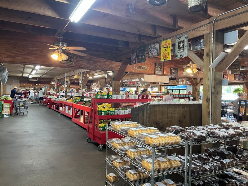 Six Generations Of Sweetness At Jaemor Farms, Alto