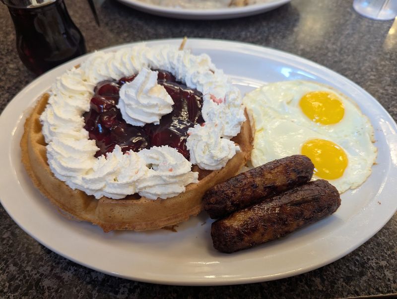 Breakfast Plates Built For Big Appetites