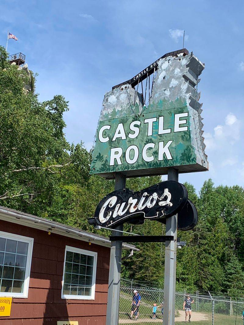 This Historic Overlook In Michigan Will Take Your Breath Away With Its Insane Lake Views - Decor Hint A Gift Shop With Birch Bark Walls From The 1950s