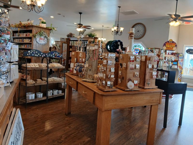 Shop First, Eat Second, Shop Again