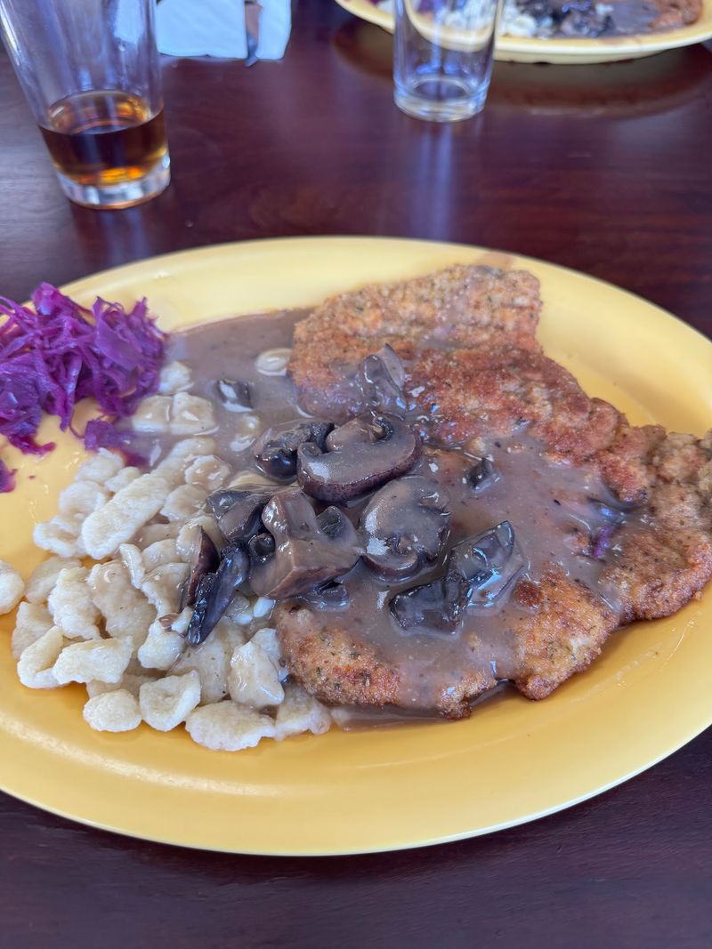 This Tiny Georgia Polish Restaurant Serves Pierogi That Keep Locals Coming Back - Decor Hint Jager Schnitzel With A Mushroom Gravy Blanket