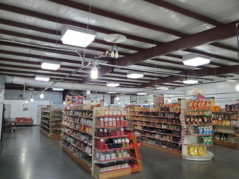 R & S Salvage Groceries