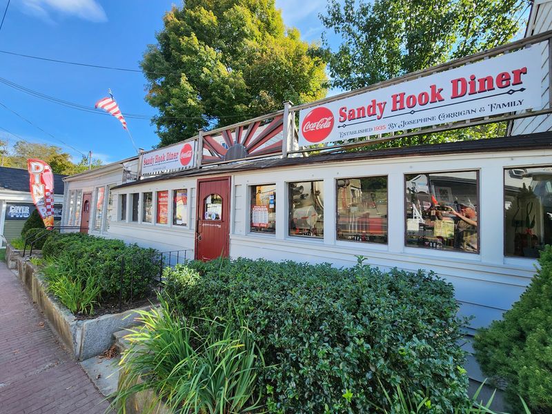 Sandy Hook Diner, Sandy Hook