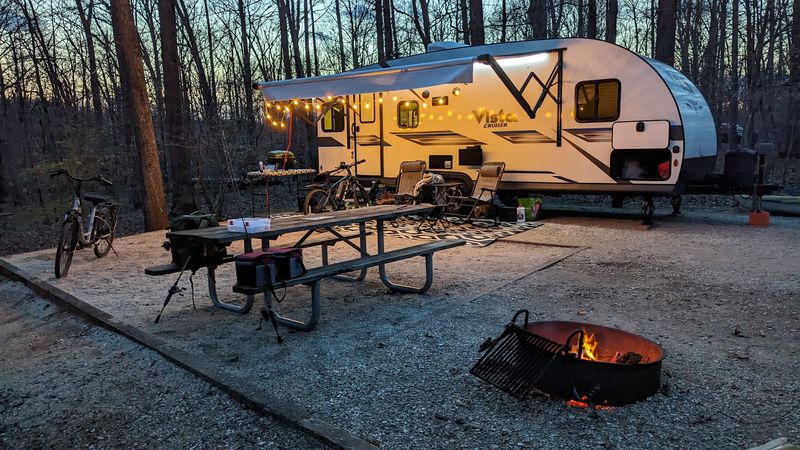 James River State Park Canoe Landing Campground, Gladstone