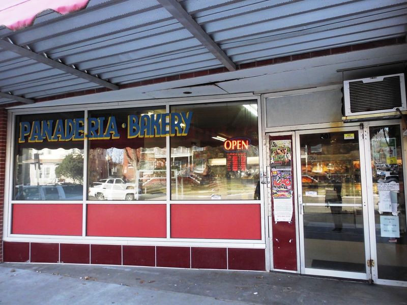 The Verdict on a Lincoln Panaderia Worth Rerouting For
