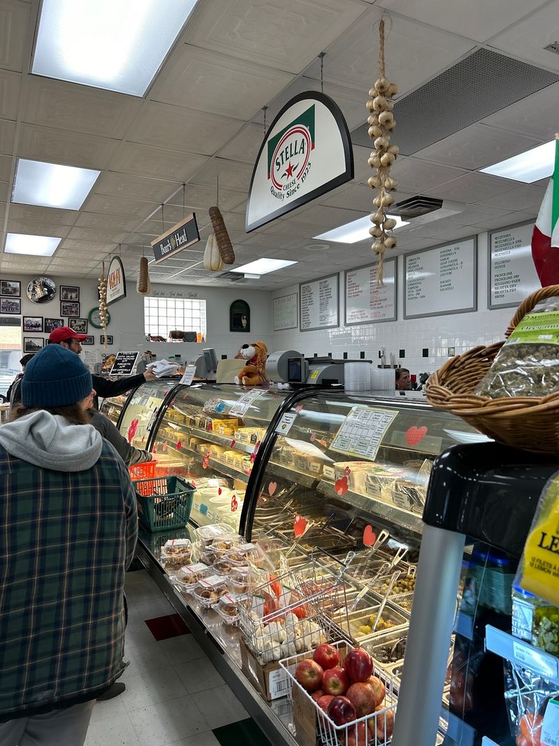 Cannoli, Gelato, And Cookies For The Sweet Finish