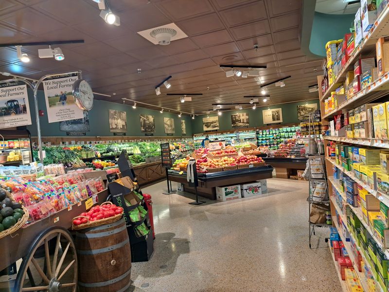 This Massive Connecticut Market Is A Family-Owned Secret For Food Lovers - Decor Hint Fresh Produce Fills A Colorful Corner Of The Store