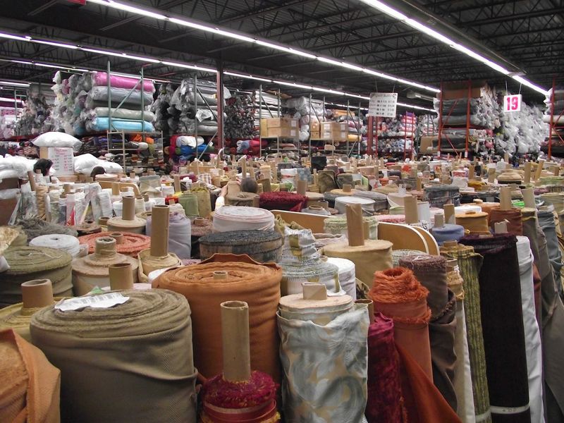 The Giant Fabric Warehouse In Minnesota That Crafters Will Love - Decor Hint Cut Your Own And Feel Slightly Powerful