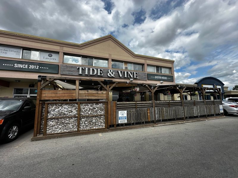 Tide & Vine Oyster House & Wine Bar (Augusta)