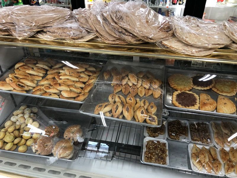 Almadina Supermarket Brings Global Flavor to Pennsylvania