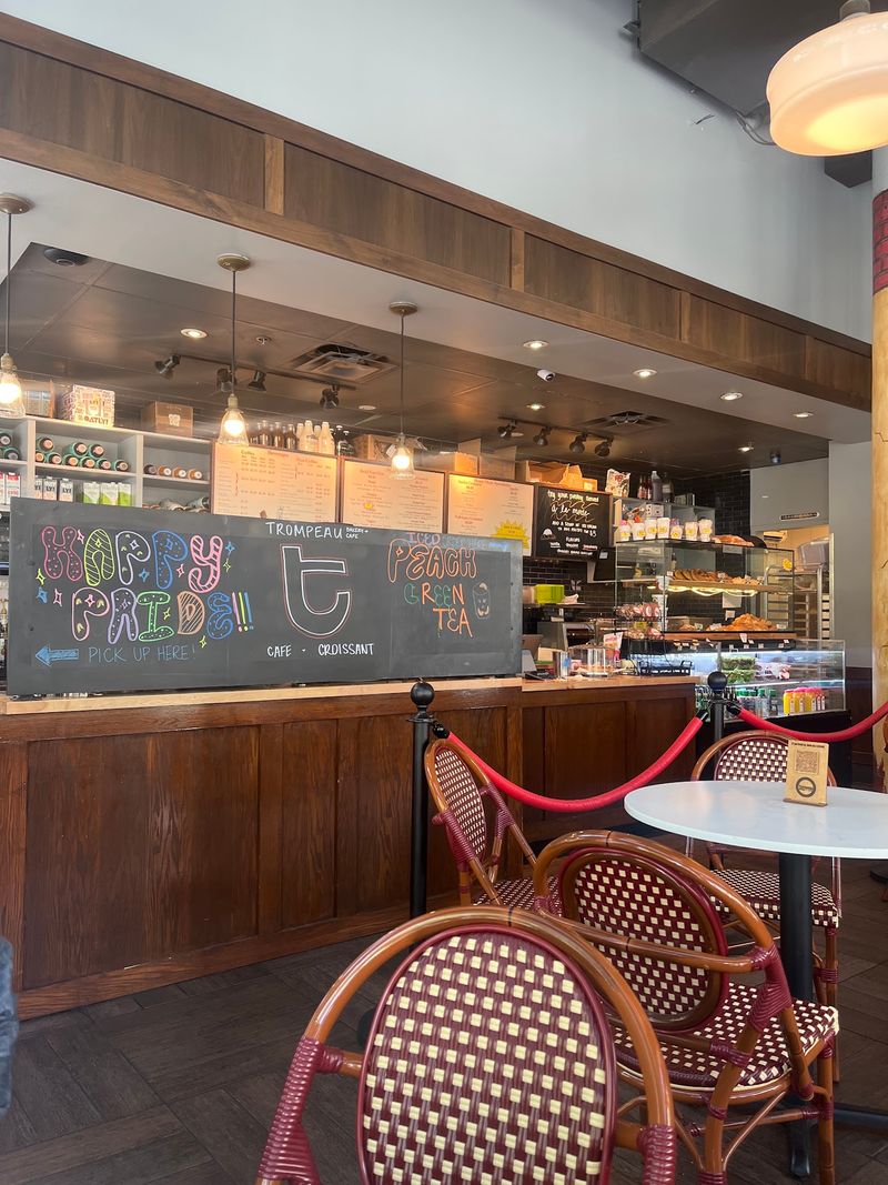 This Colorado Bakery Is Known For Croissants That Taste Straight Out Of France - Decor Hint Coffee With City Views