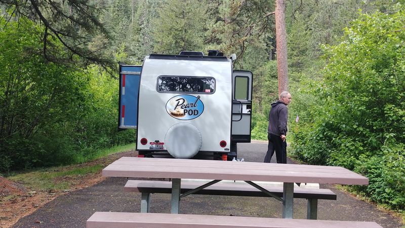 No Electric Water Or Sewer Hookups Keep The Stay Simple And Rustic