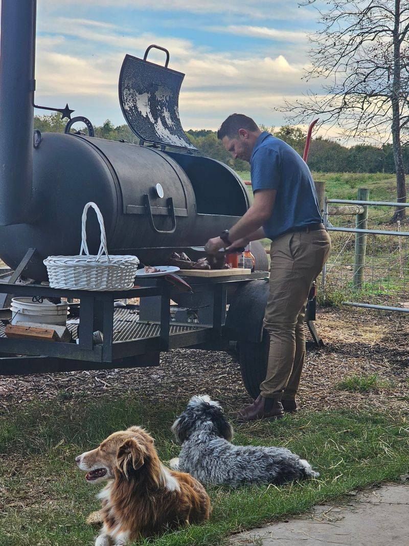 This Middle-Of-Nowhere Georgia Farm Store Sells Fresh Cheese, Butter, And Grass-Fed Goods - Decor Hint Grass-Fed Beef That Actually Tastes Like Beef