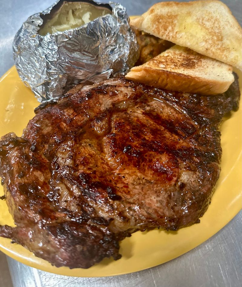 Blue & White Restaurant, Ashland