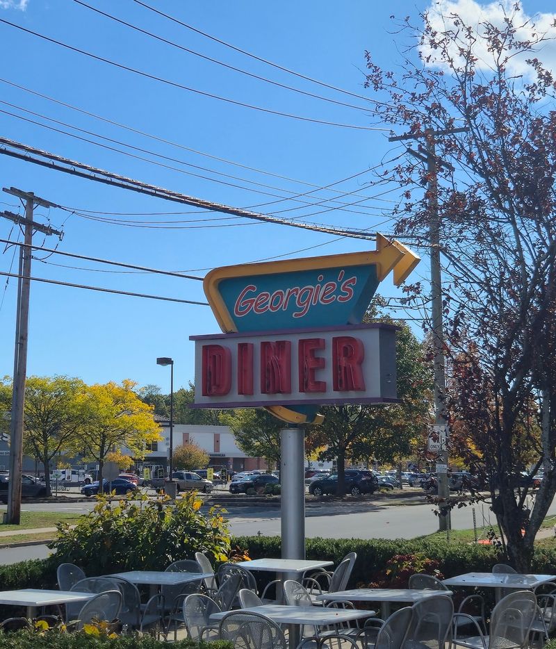 Decades Of Diner History Still Feel Alive