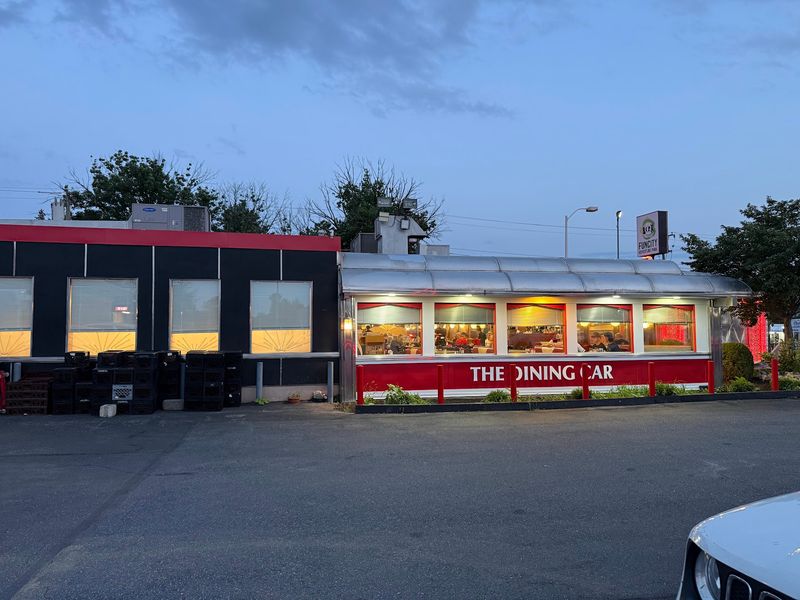 The Dining Car