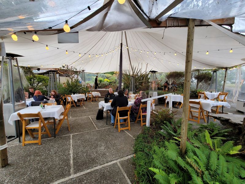 11 Remote Northern California Restaurants Where Getting There Is Half The Adventure - Decor Hint Little River Inn Restaurant, Little River