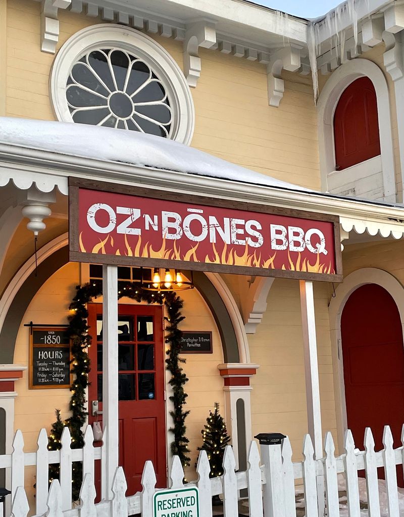 OZ N BONES BBQ, Colchester