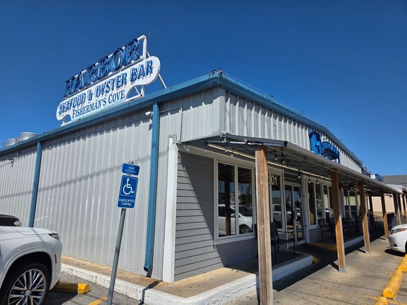 Harbor Seafood & Oyster Bar, Kenner