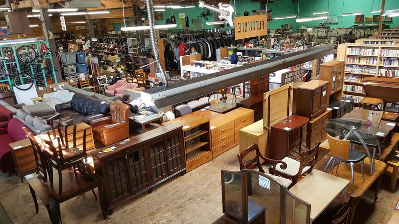 These 11 Enormous Bay Area, California Thrift Stores Are Easy To Get Lost In For Hours - Decor Hint Community Thrift on Valencia Street Gives Back