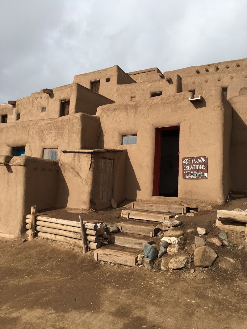 Taos Pueblo, Taos