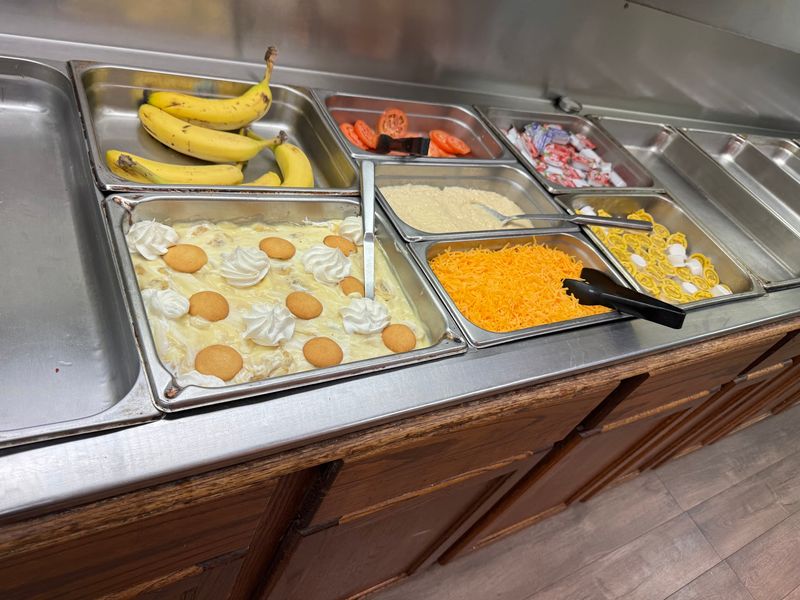 Fried Chicken, Pork Chops And Banana Pudding Fill Your Plate At This Long-Standing Florida Country Buffet - Decor Hint Banana Pudding Worth Saving Room For